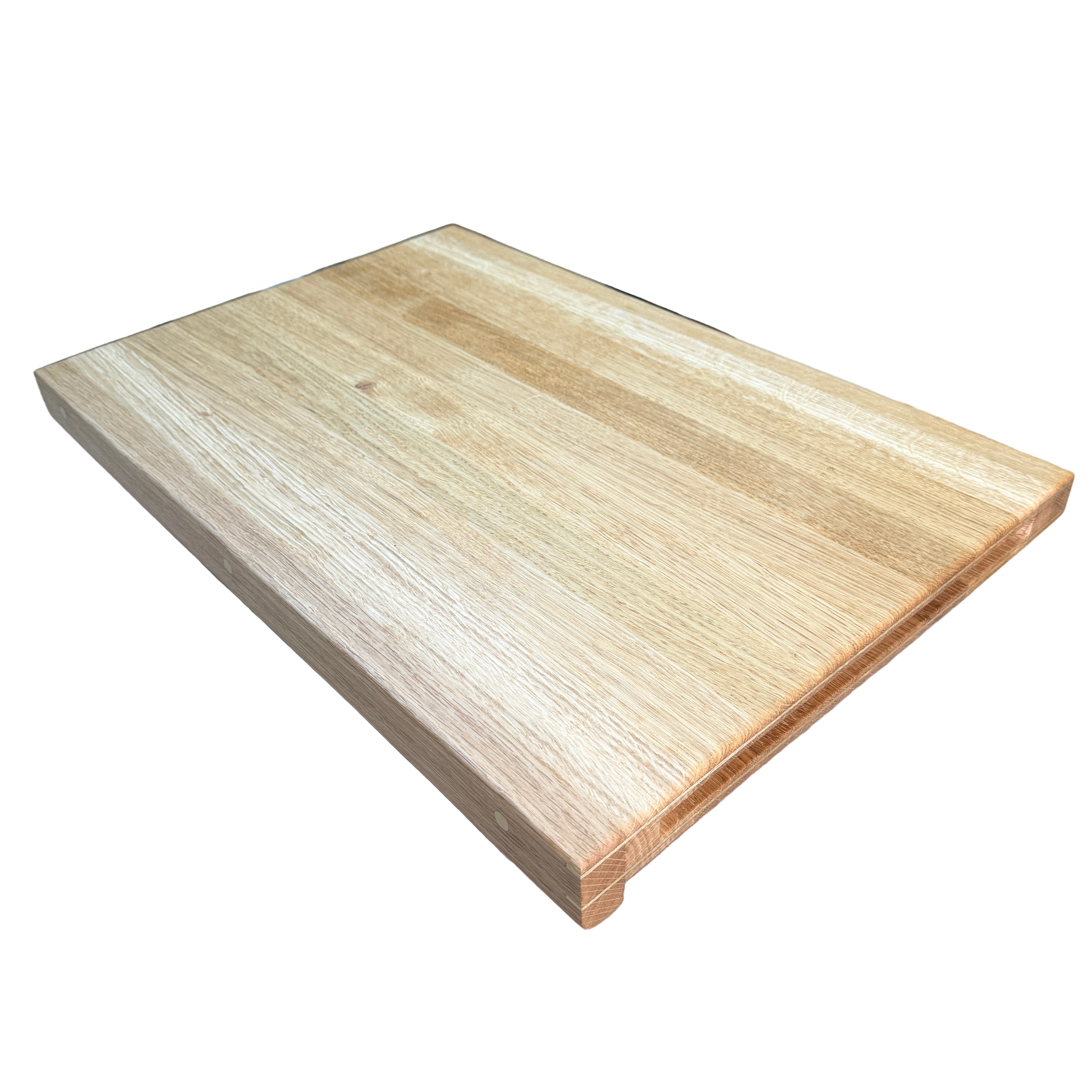 OUTLET 'Forefront' cutting board with leading edge. 60 x 40 cm. Oak and brass