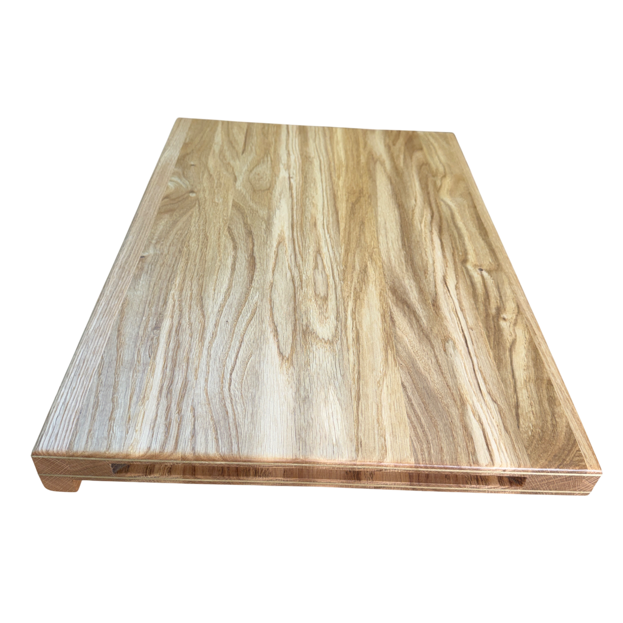 OUTLET 'Forefront' cutting board with leading edge. 60 x 40 cm. Oak and brass