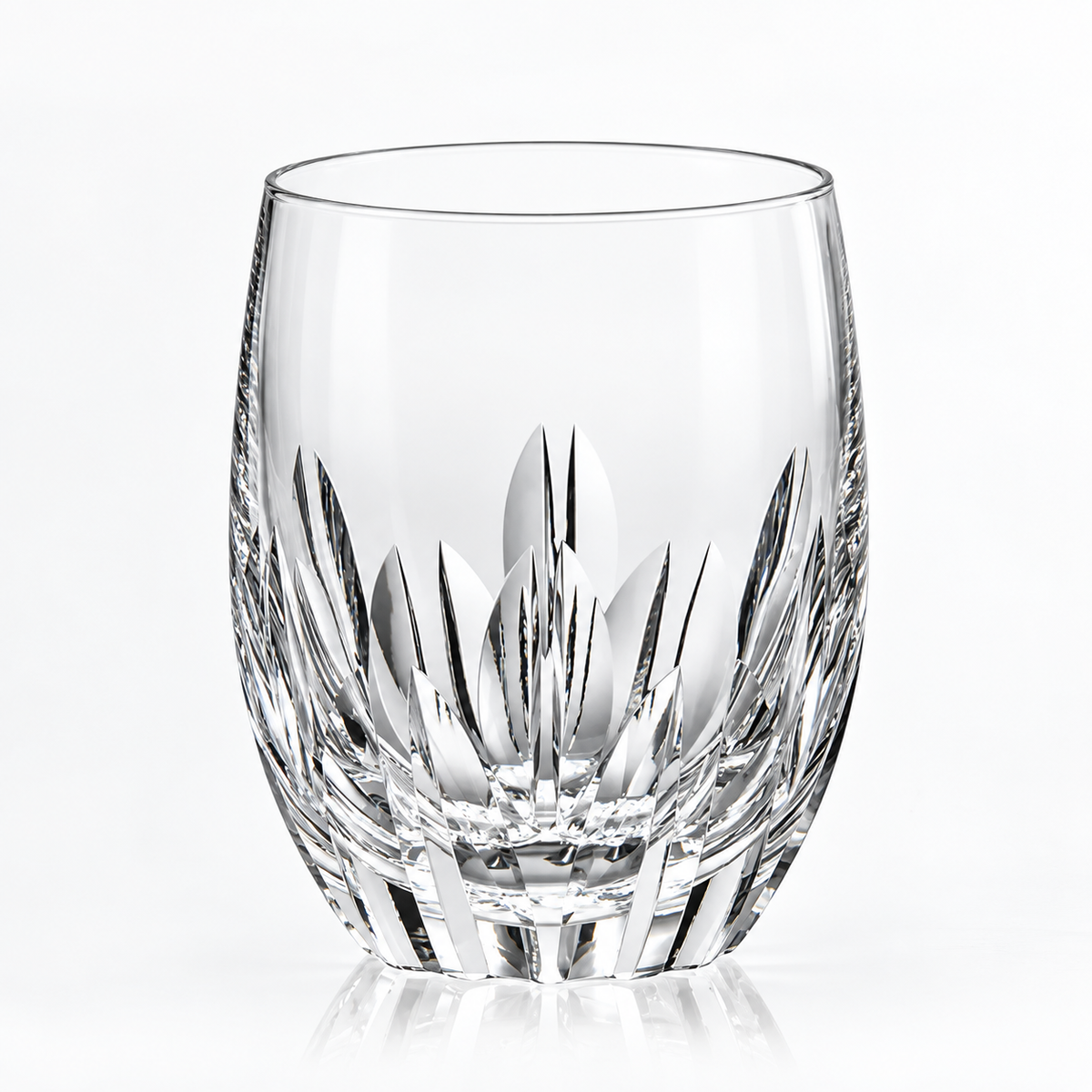 Bicchiere da whisky in cristallo, 320 ml – Modello D, arrotondato con base spessa e intagli sottili, Kagami Crystal