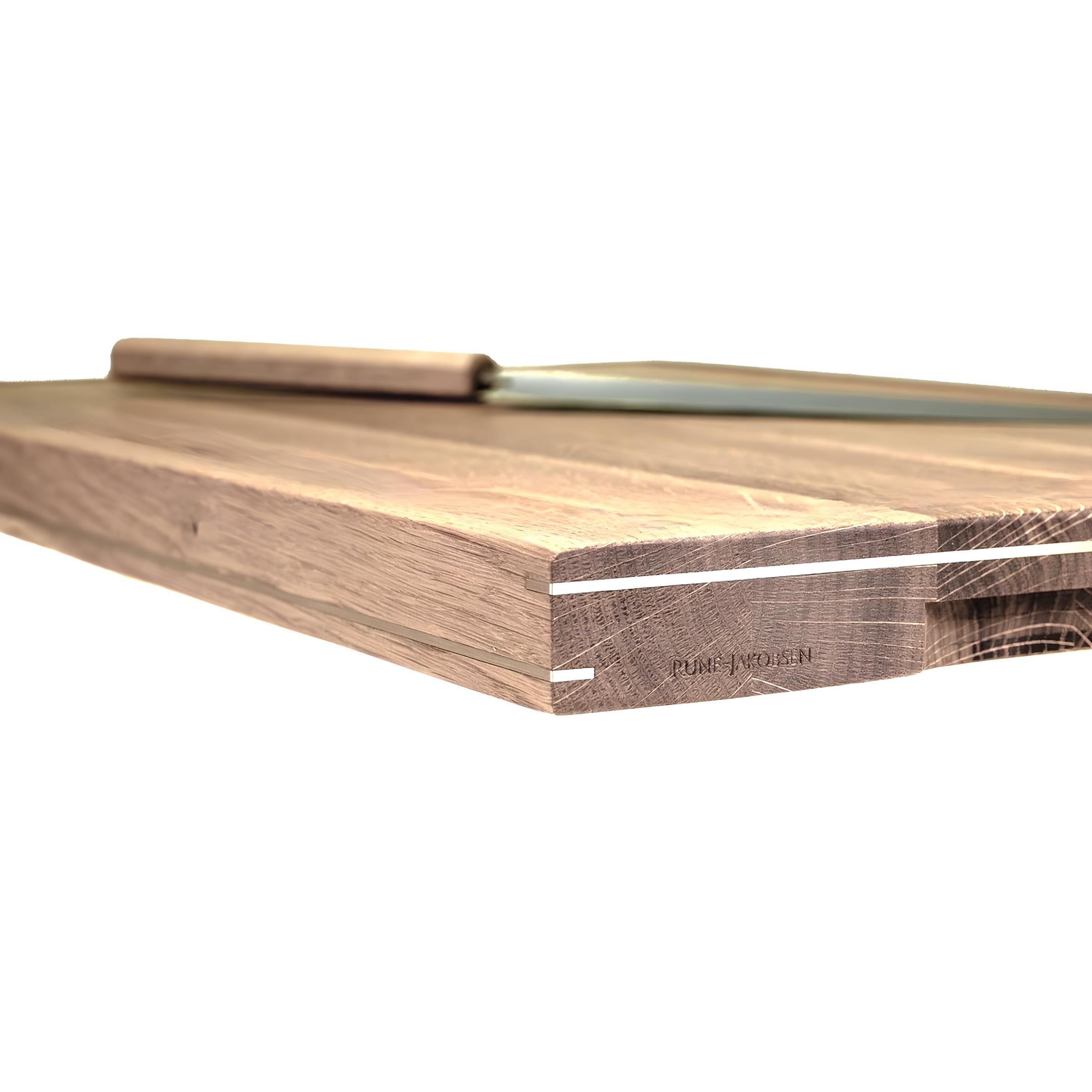 Rune - Jakobsen Design 'Grounded' skærebræt med asymmetriske messingdetaljer 40x30x3 cm Skærebrætter_3