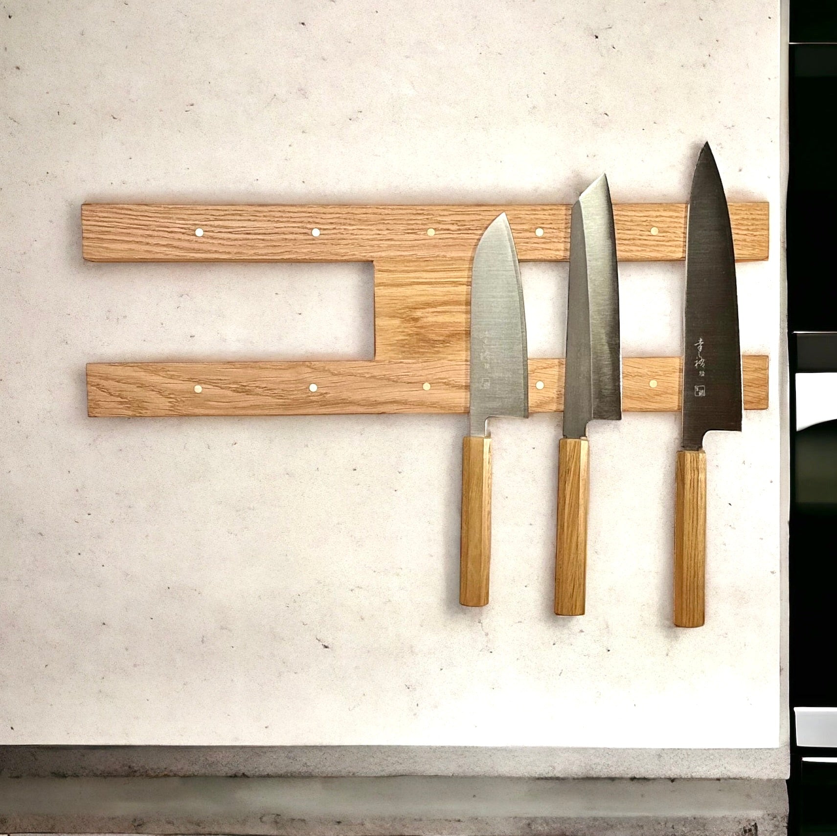 H - double knife rail in lengths from 40 - 70 cm. With metal details