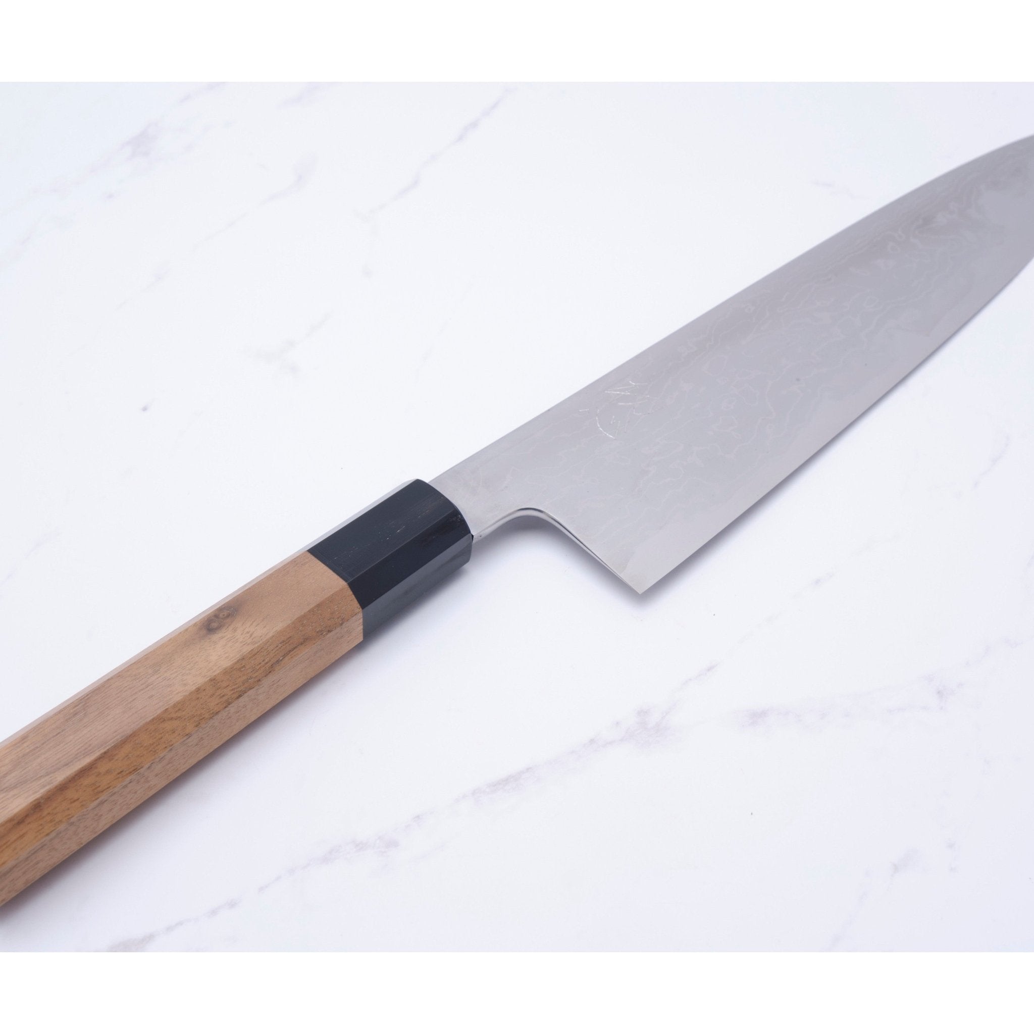 Hatsukokoro Komorebi 210 mm Kokkekniv Damaskus Aogami - 1_ _ _ _HK - DKB - B1 - GT2104. Kokkekniv by Hatsukokoro