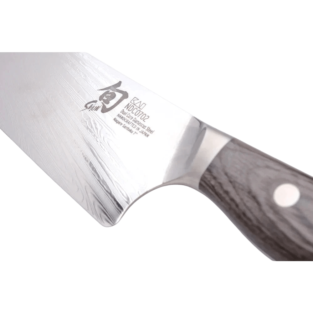 Køb KAI Shun Nagare 18cm Santoku _3 fra KAI hos os