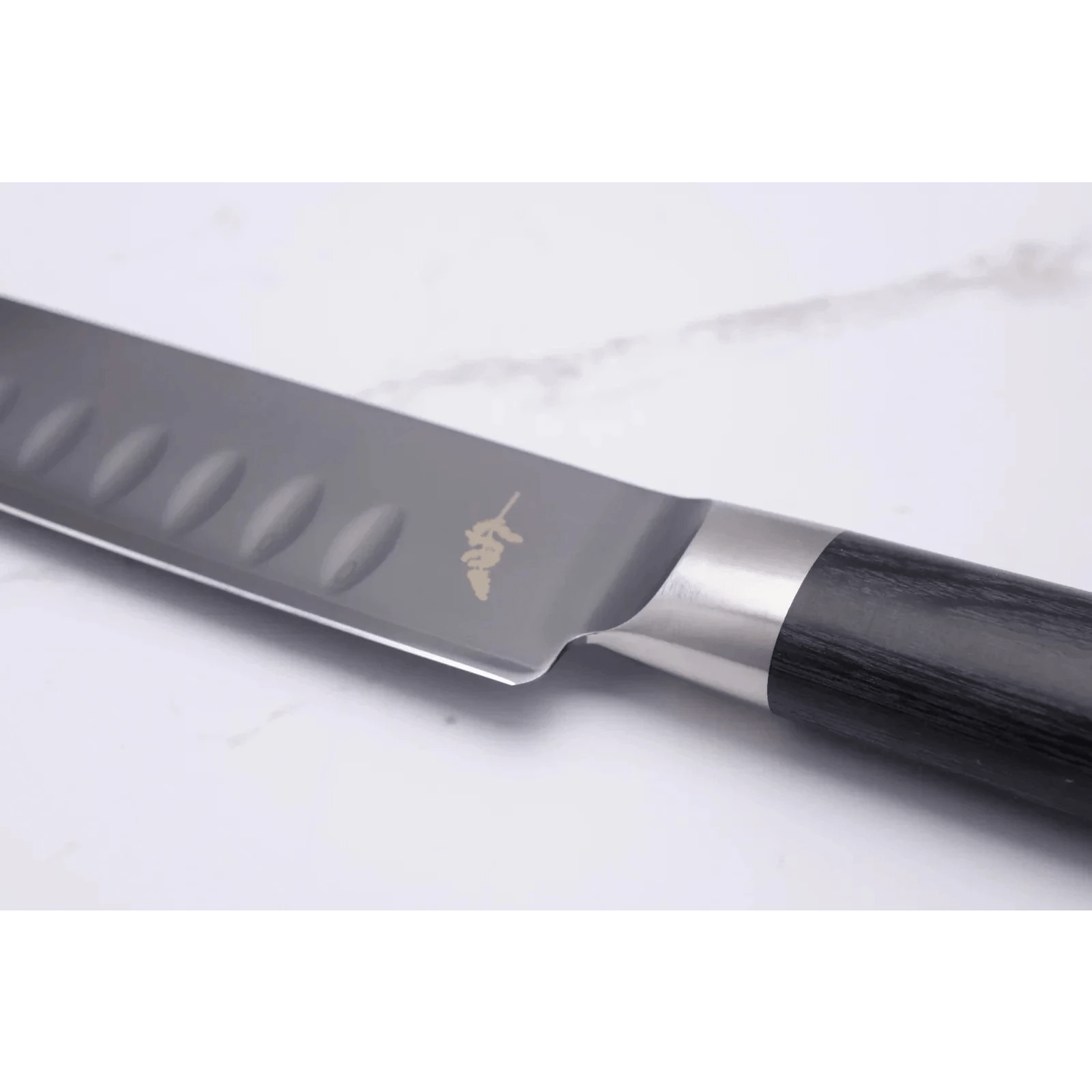 Michel Bras 230 mm Slicer m. luftskær #3_ _ _ _BK - 00035. Slicer by KAI