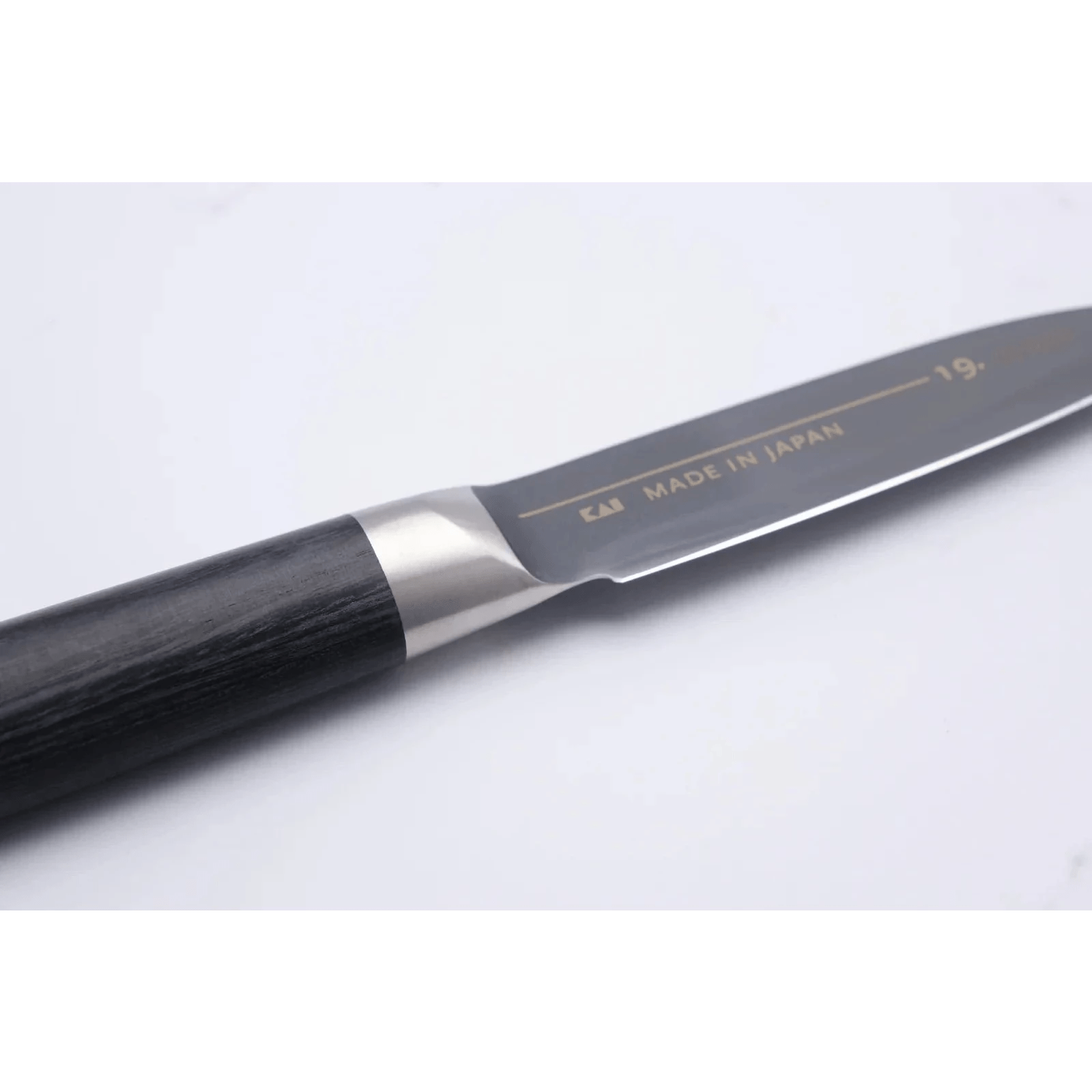 Michel Bras 80 mm Urtekniv #1_ _ _ _BK - 00014. Urtekniv by KAI