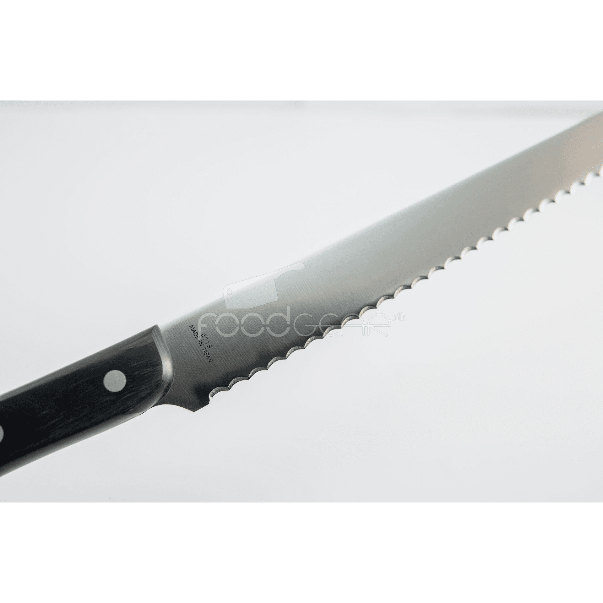 MAC Chef 240 mm Brødkniv_ _ _ _BS - 904. Brødkniv by MAC
