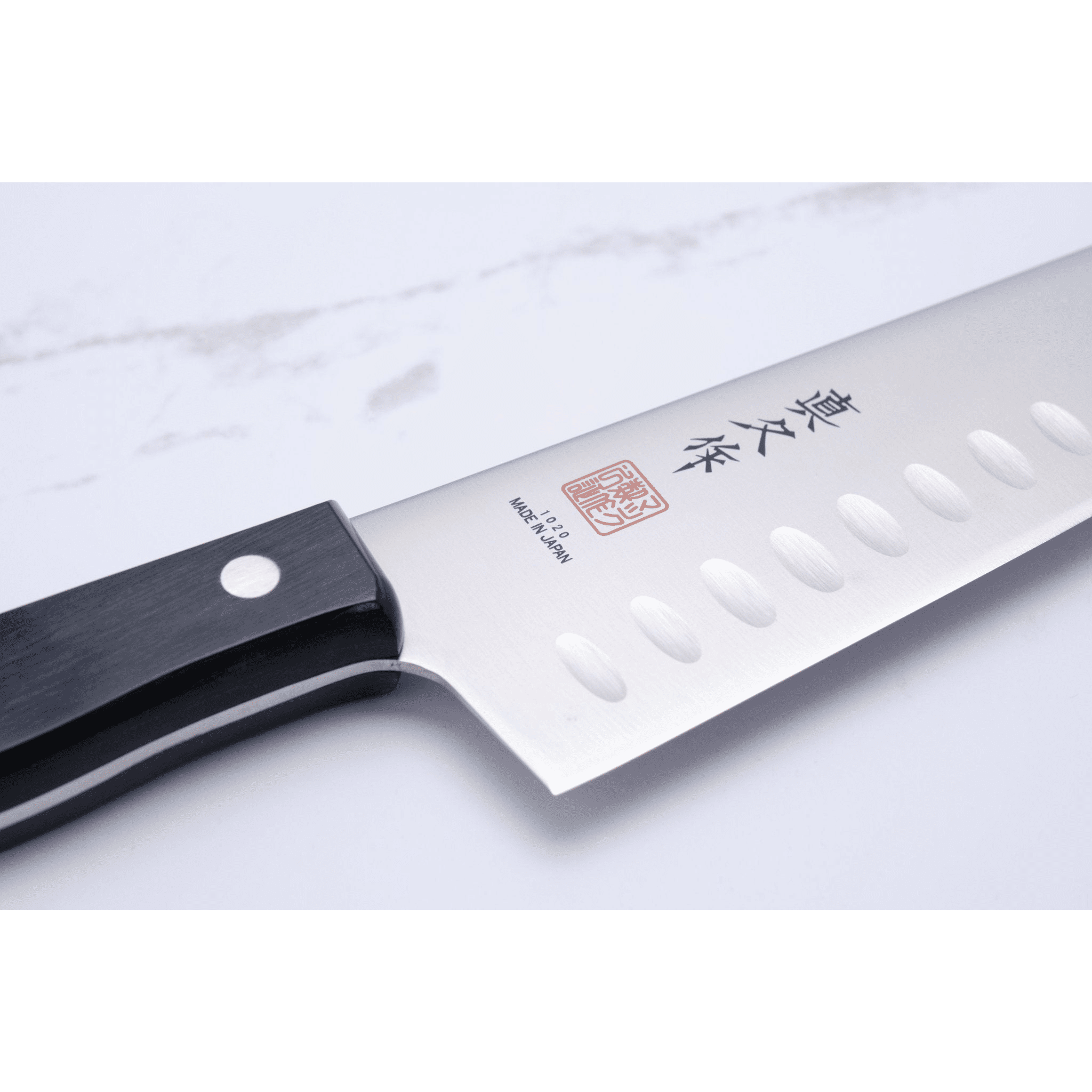 MAC Chef 200 mm Kokkekniv m. luftskær_ _ _ _TH - 806. Kokkekniv by MAC
