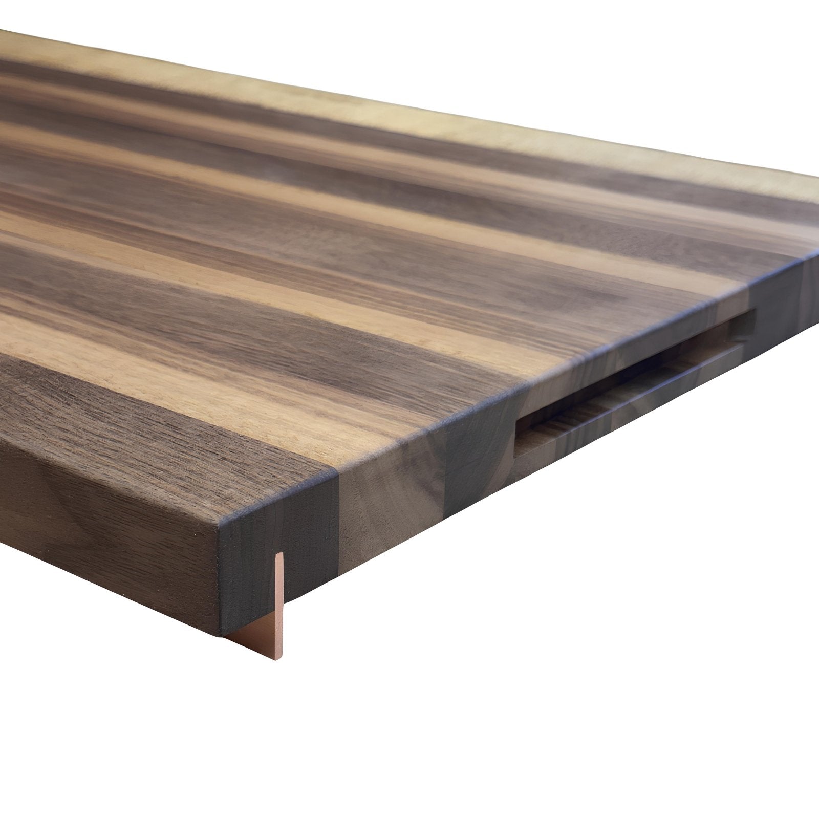 Rune - Jakobsen Woodworks Pasta & Pastry - 3 cm tykt skærebræt med forkant i messing, kobber eller aluminium. Størrelser fra 50x40 cm - 80x50 cm Skærebrætter by Rune - Jakobsen Design