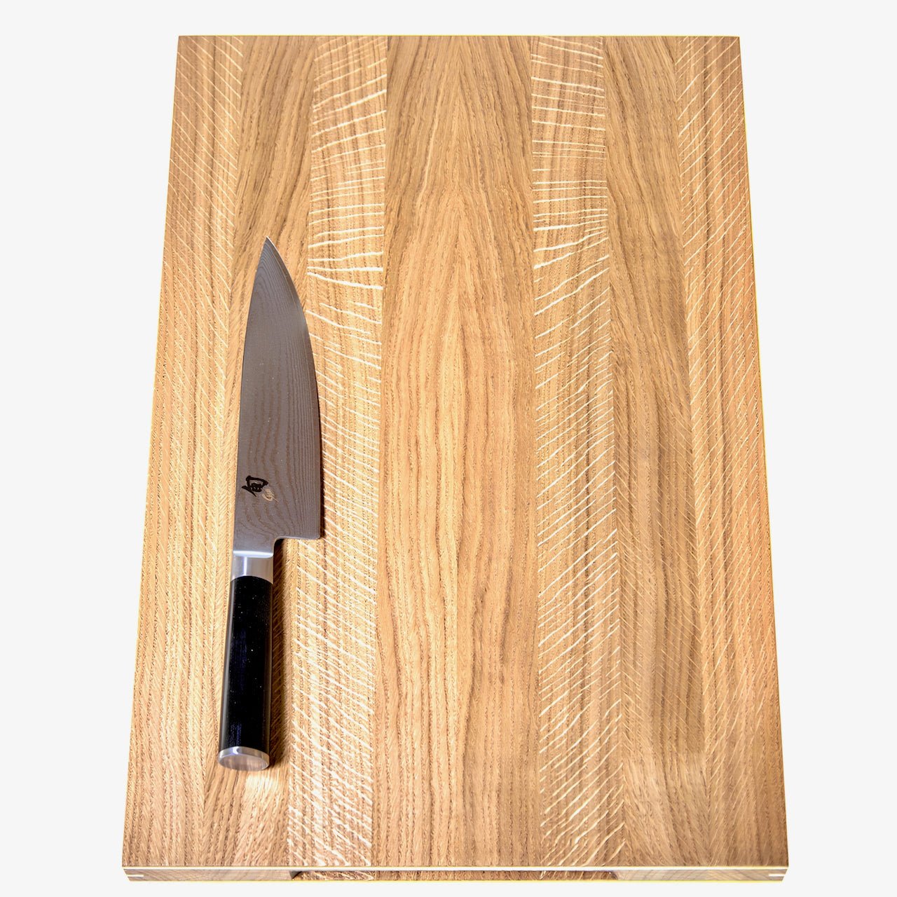 Rune - Jakobsen Design Plain. 3 cm tykt skærebræt med messingdetaljer. Størrelser fra 35x25 cm - 60x40 cm Skærebrætter_6