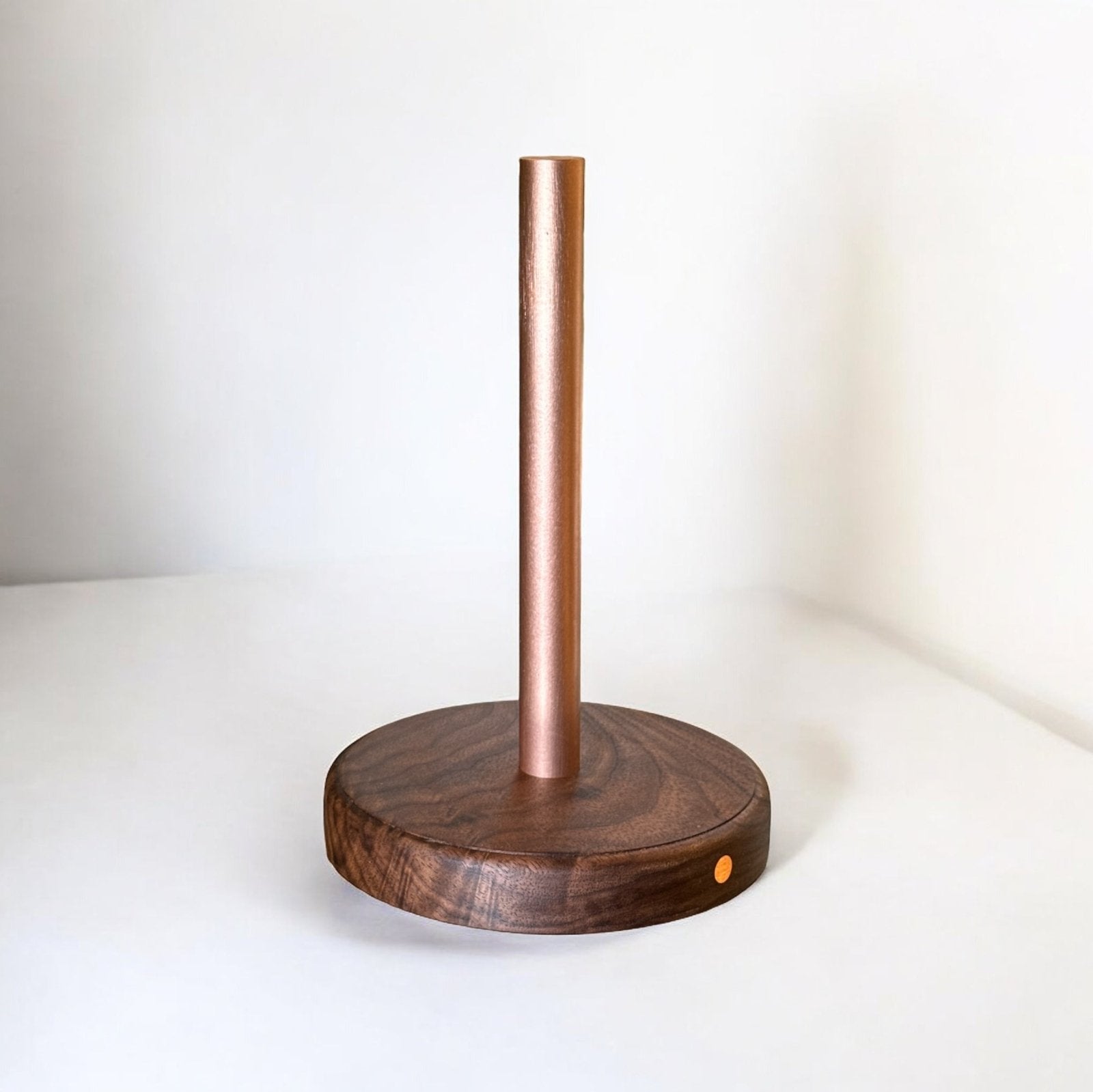 Rune - Jakobsen Design 'Roll Pole' rund køkkenrulleholder Massivt kobberrør Køkkenrulleholdere_11