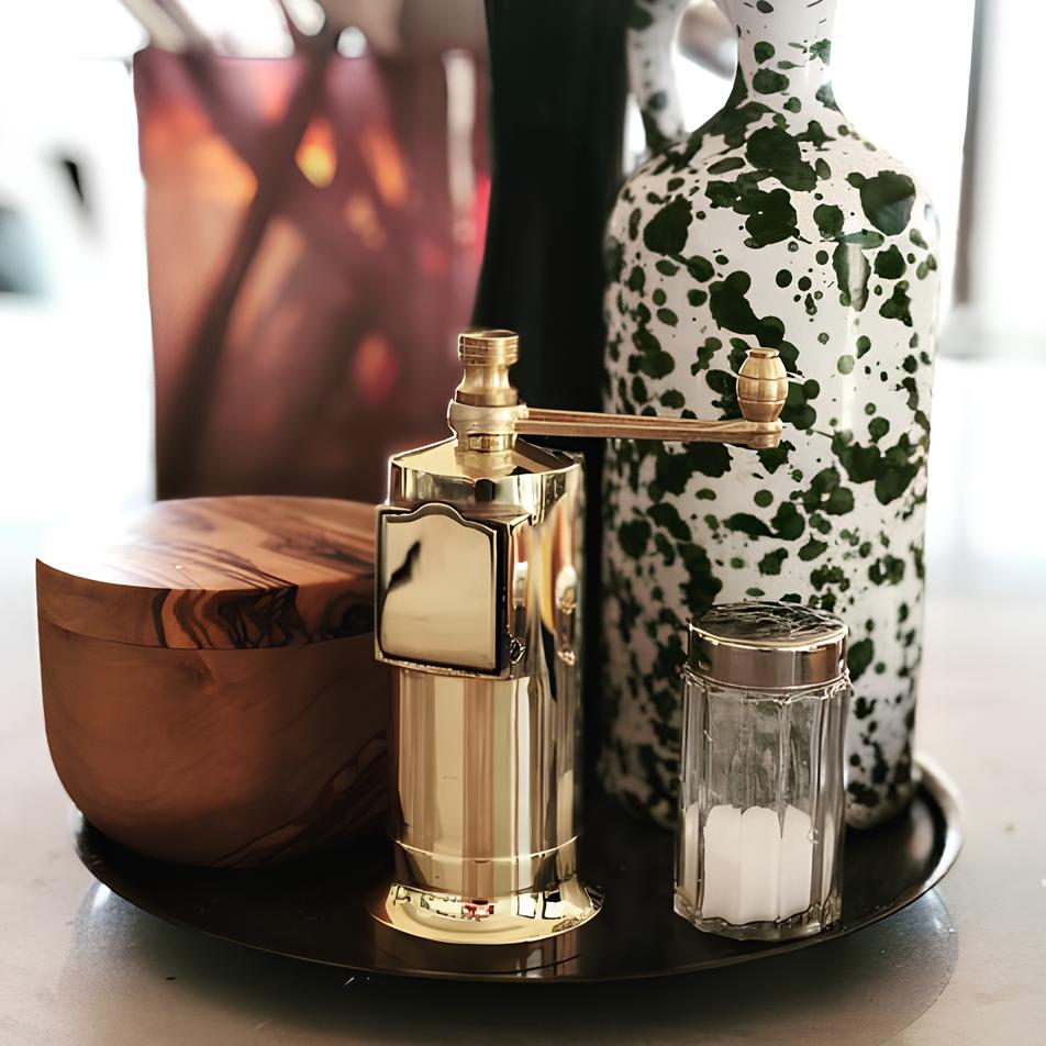 Alexander Handcrafted Mills Salt - og Peberkværne 3 by Rune - Jakobsen Design