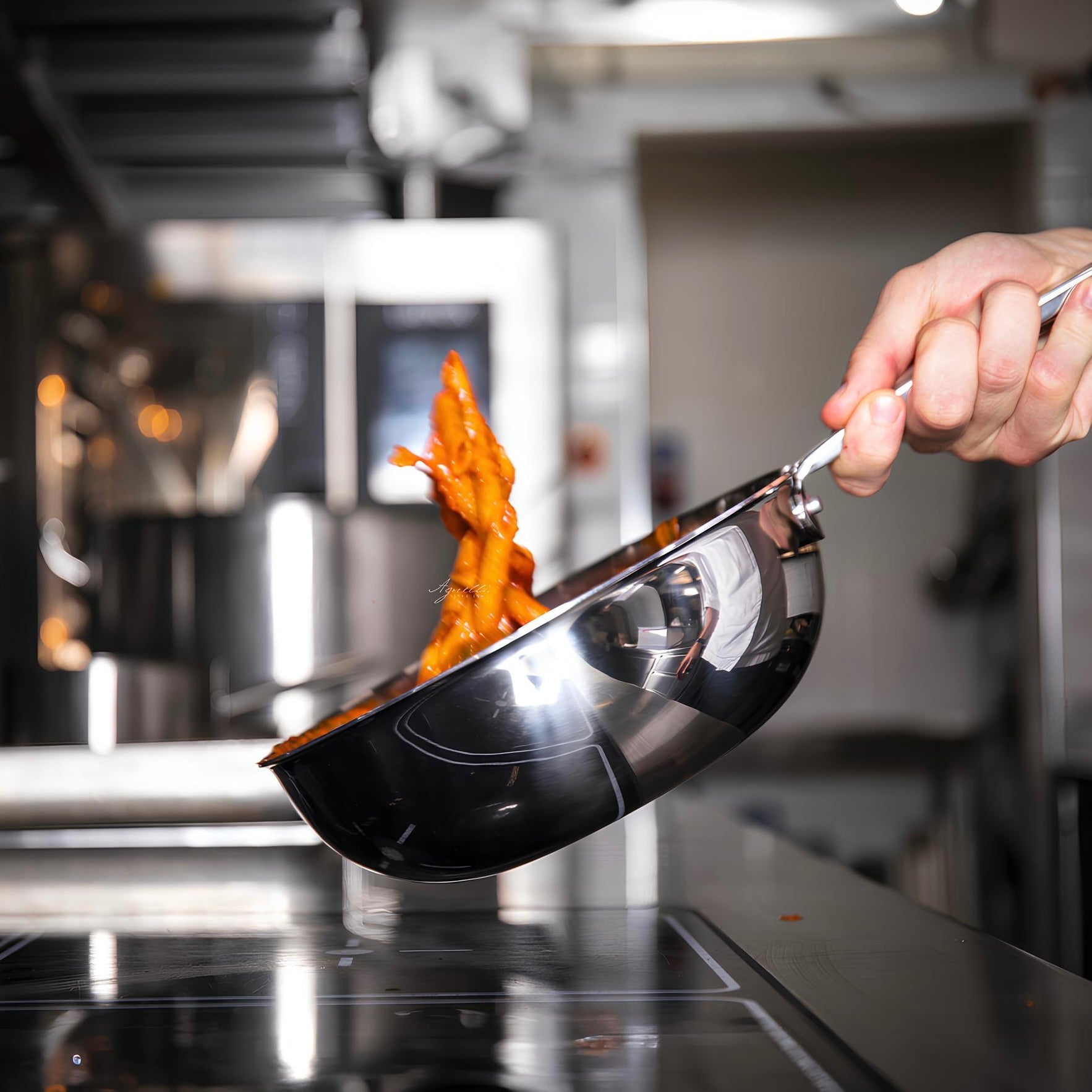 Rune - Jakobsen Design “Mantecare” 3 - PLY pande. Diameter 24 cm. Pander_1