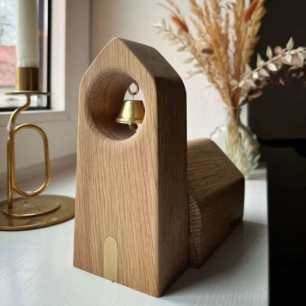 Rune - Jakobsen Design 'Vores Land' Kirke – håndlavet i eg eller valnød med messingdetaljer Home Decor_5