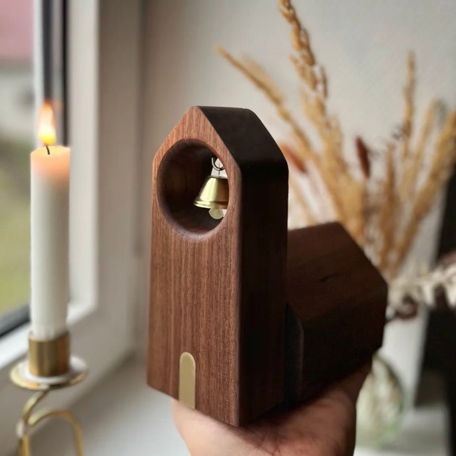 Rune - Jakobsen Design 'Vores Land' Kirke – håndlavet i eg eller valnød med messingdetaljer Home Decor_2