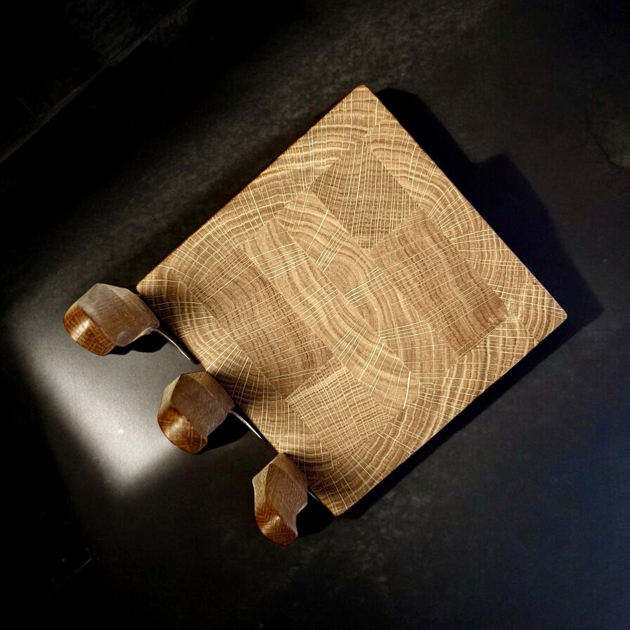 Rune - Jakobsen Woodworks 'Nordic' magnetisk knivblok med plads til 8 - 12 knive Egetræ_6