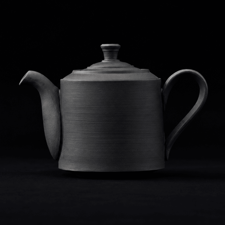 Soy sauce dispenser in black clay – Japanese soy pot, by Takasuke