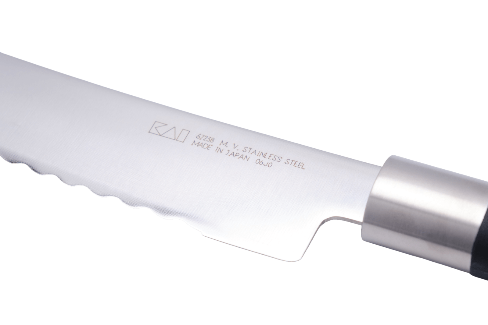 KAI Wasabi Black 230 mm Brødkniv _5