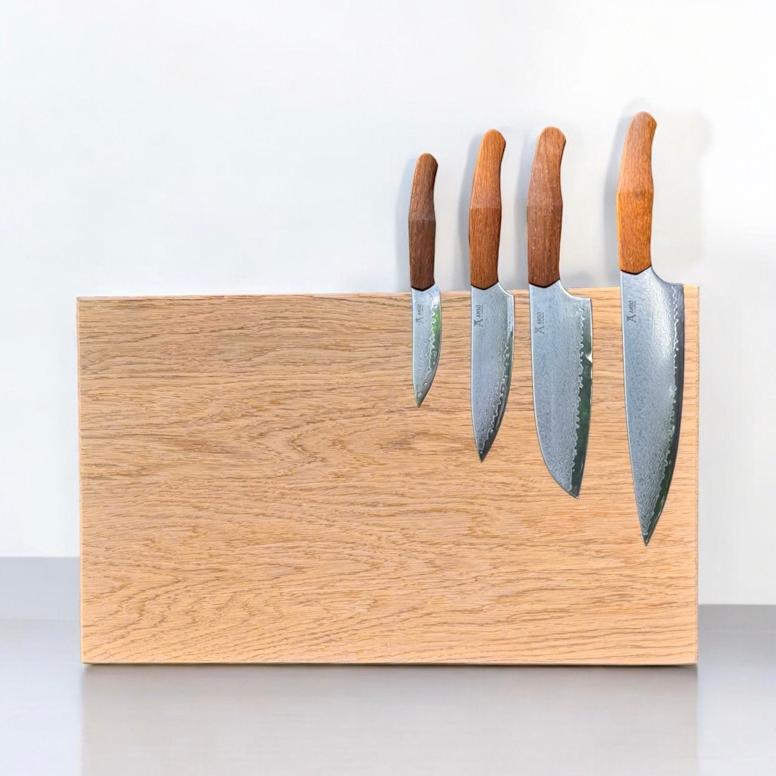 Rune - Jakobsen Woodworks 'Windswept' klassisk vinklet knivblok 30x30x2cm / enkeltsidet magnetisk_7