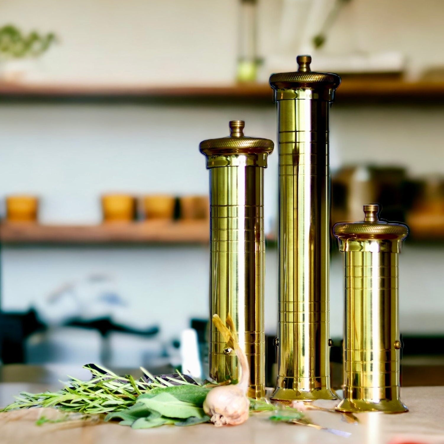 Rune - Jakobsen Design Alexander 'Chefs Mill' massiv messing peberkværn i 3 størrelser 19cm Salt - og Peberkværne_1