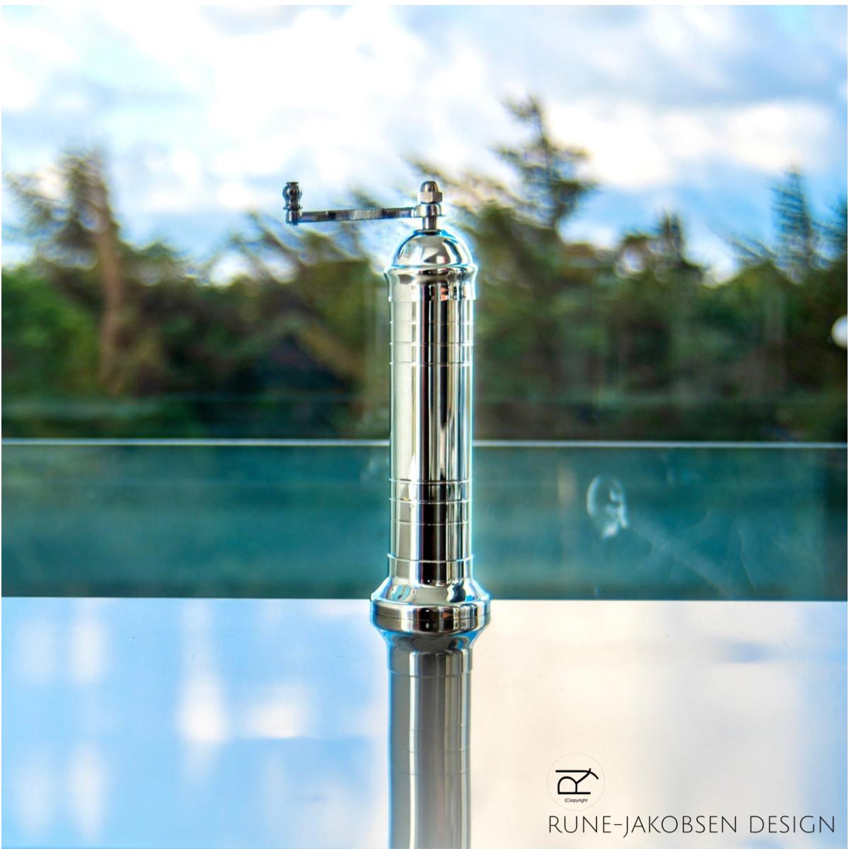 Alexander Handcrafted Mills Salt - og Peberkværne 3 by Rune - Jakobsen Design