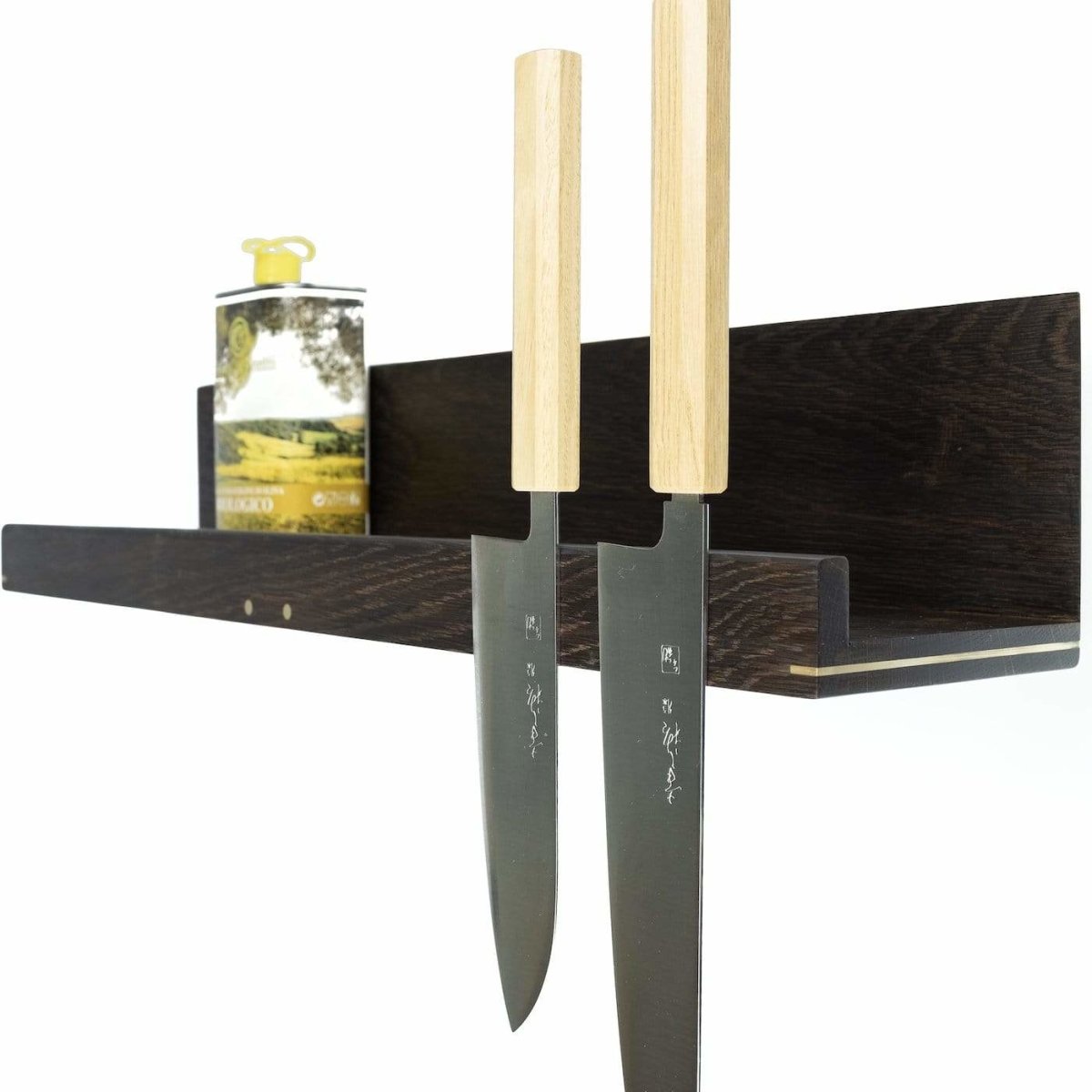 Køb 'Hack 4Knives' kombineret hylde og knivmagnet 30 cm_9 fra Rune - Jakobsen Woodworks hos os