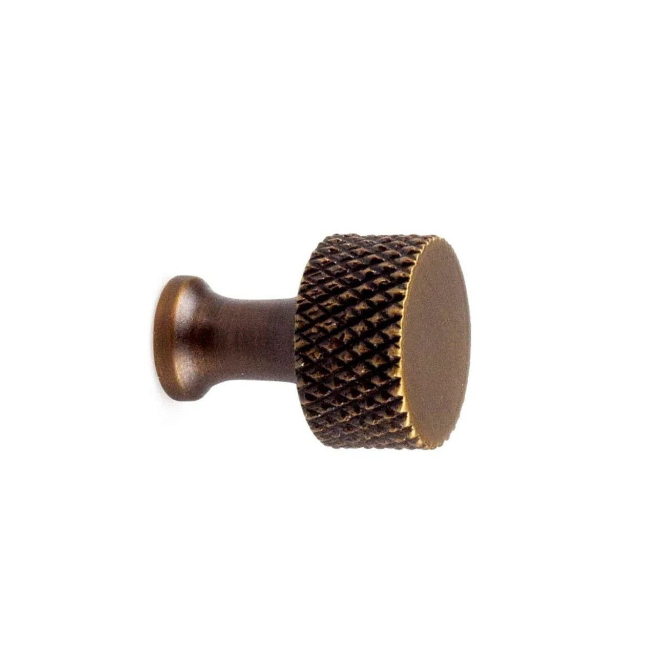 'Hall Buddy #1' - bred knage med messingknopper Knager By Rune-Jakobsen Design