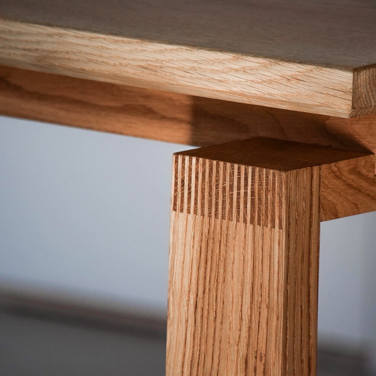 Flatcap furniture 'JOINTED' plankebord_1 by Rune-Jakobsen Design