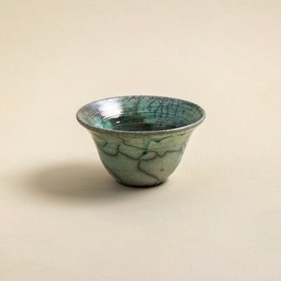 Køb 'Klokkeskålen', raku, 14 cm, grøn _1 fra Dorte Visby hos os