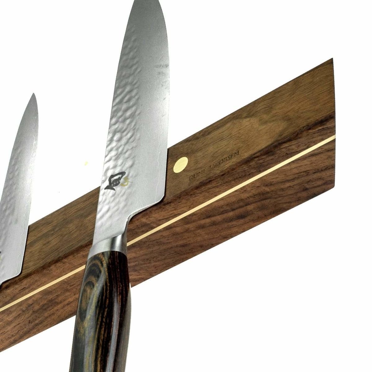 Rune-Jakobsen Woodworks 'Knifeboard Classic' dyb knivmagnet_1 by Rune-Jakobsen Design