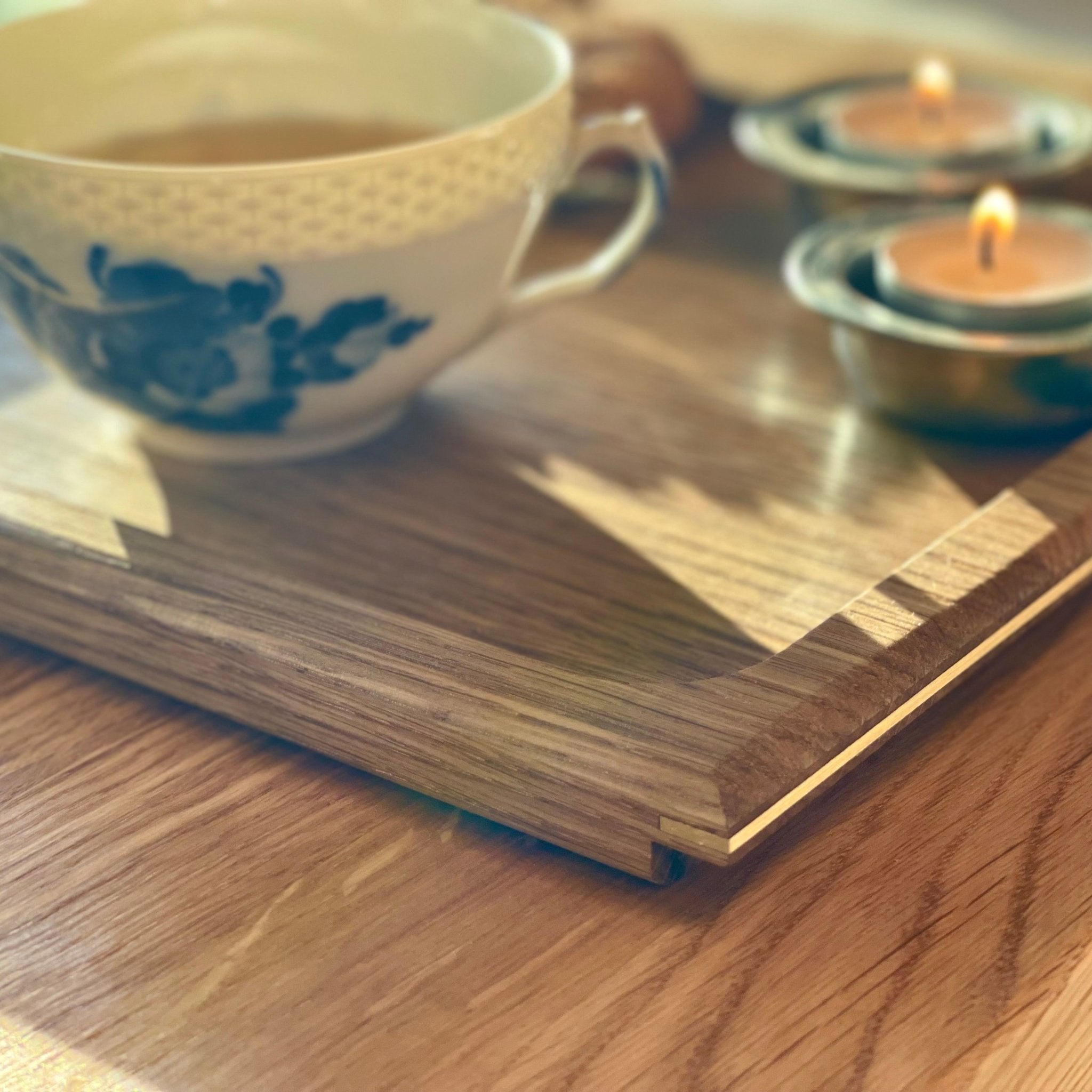 'Low Edge Tray' bakke med lav kant Bakker fra Rune-Jakobsen Design