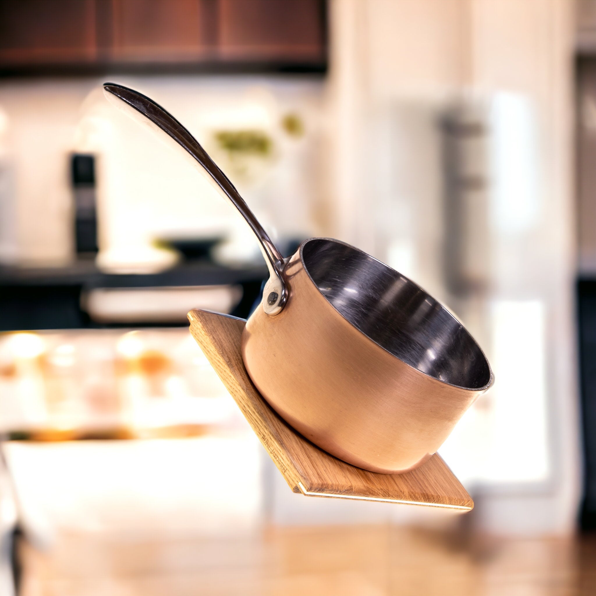 Rune - Jakobsen Design 'Magsafe' magnetisk bordskåner Egetræ Bordskånere_2