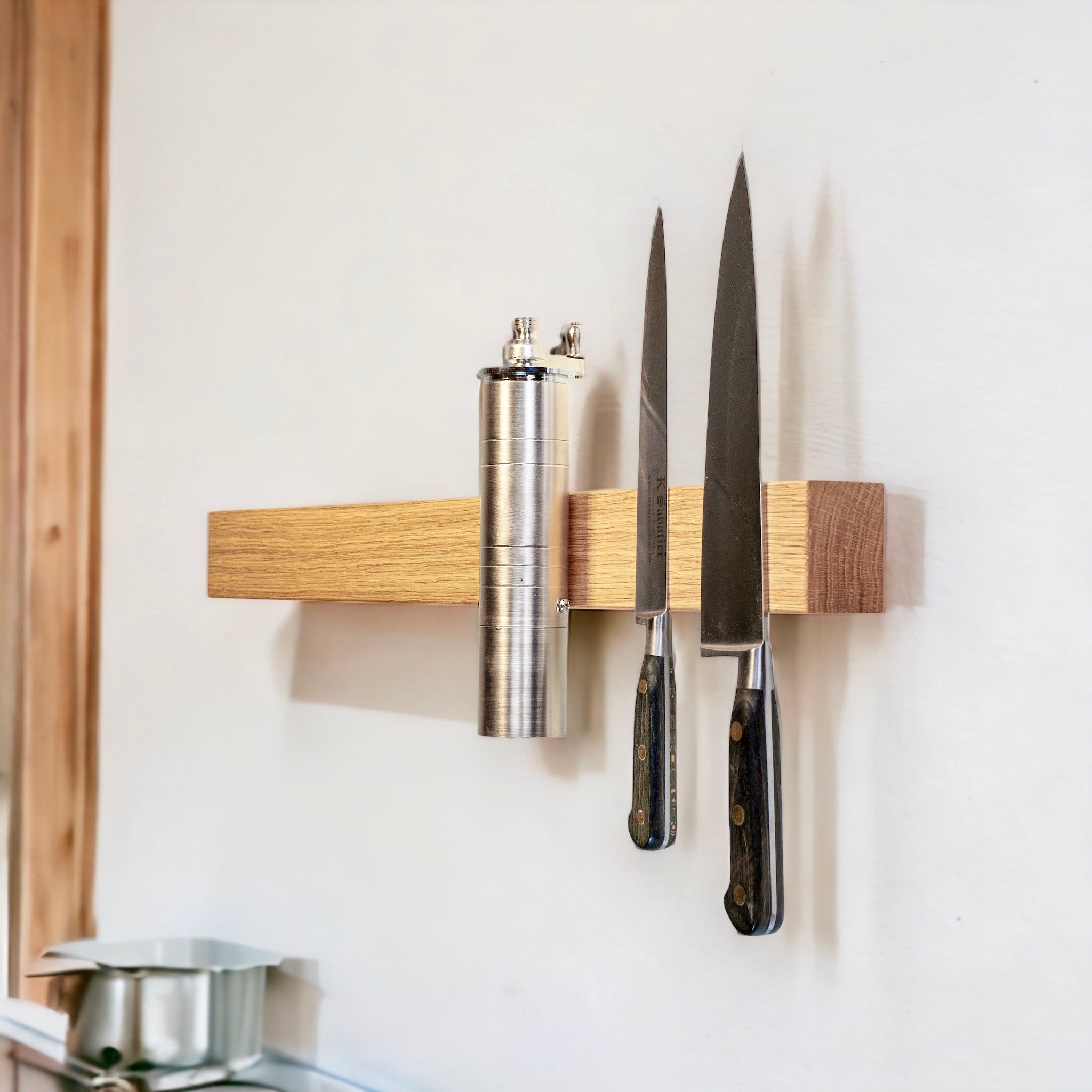 Køb 'Mega - 45' x - tra kraftig knivmagnet 40x6x4.5 cm_1 fra Rune - Jakobsen Woodworks hos os