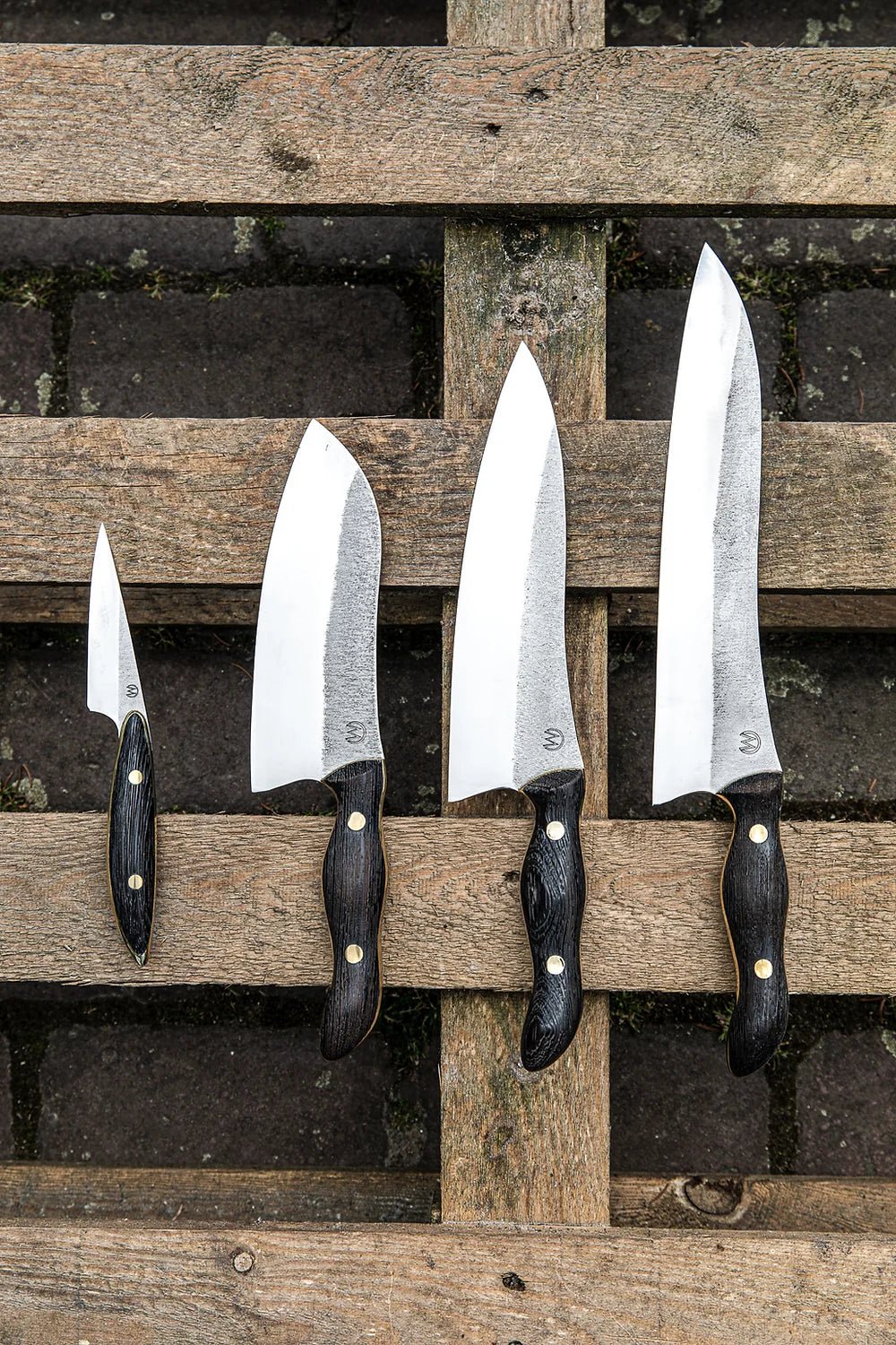 M_Knives 'Moustache - Santoku' køkkenkniv_7 by Rune-Jakobsen Design