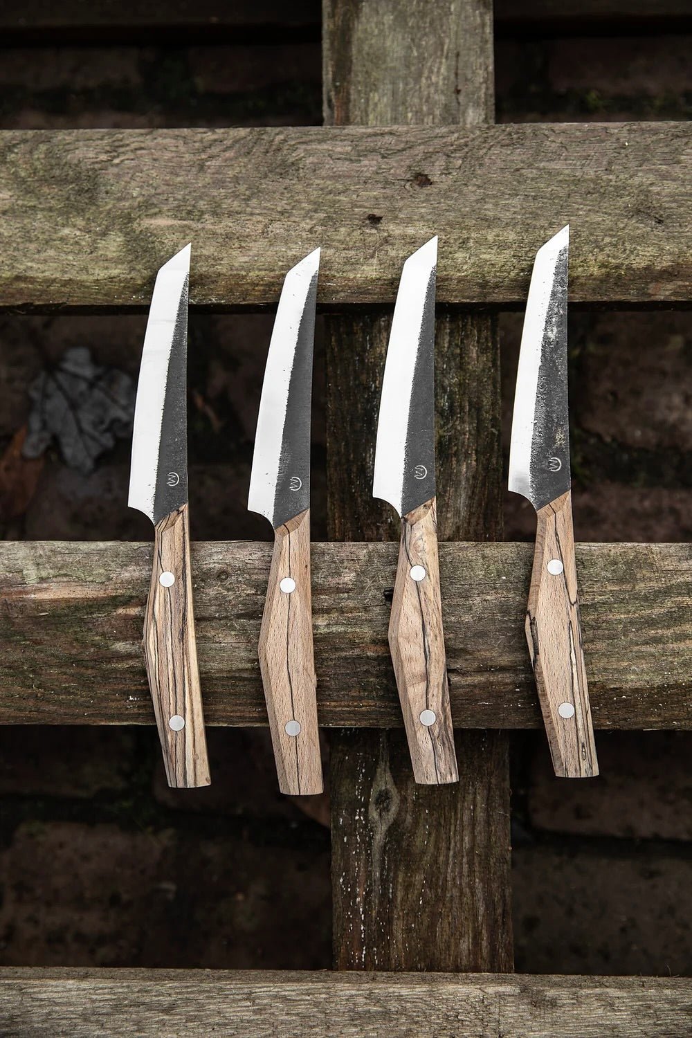 M_Knives 'Moustache Steak Katana' sæt á 4 stk_1 by Rune-Jakobsen Design