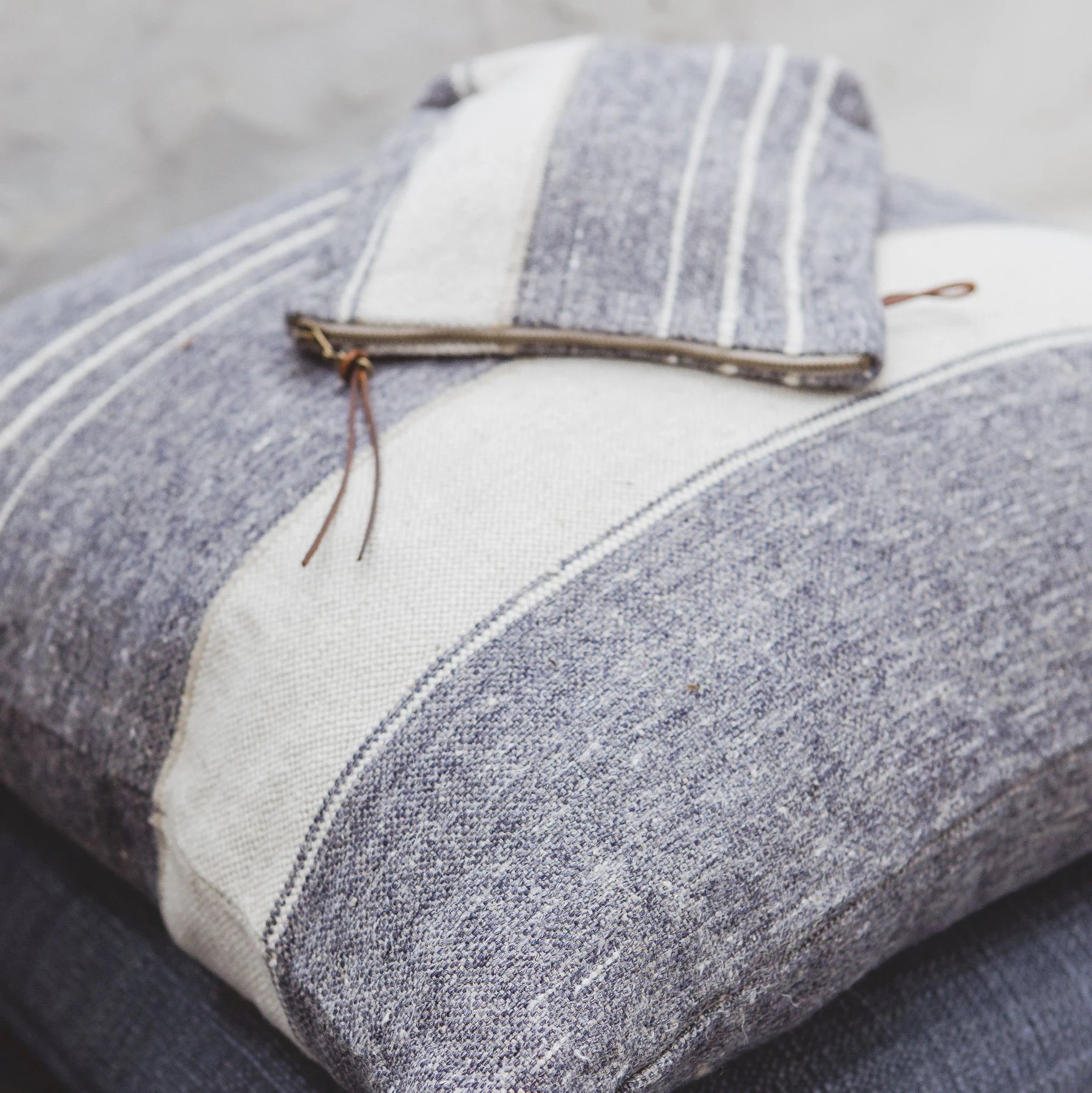 Libeco 'North Sea stripe' Carryall 23x28cm_3 by Rune-Jakobsen Design