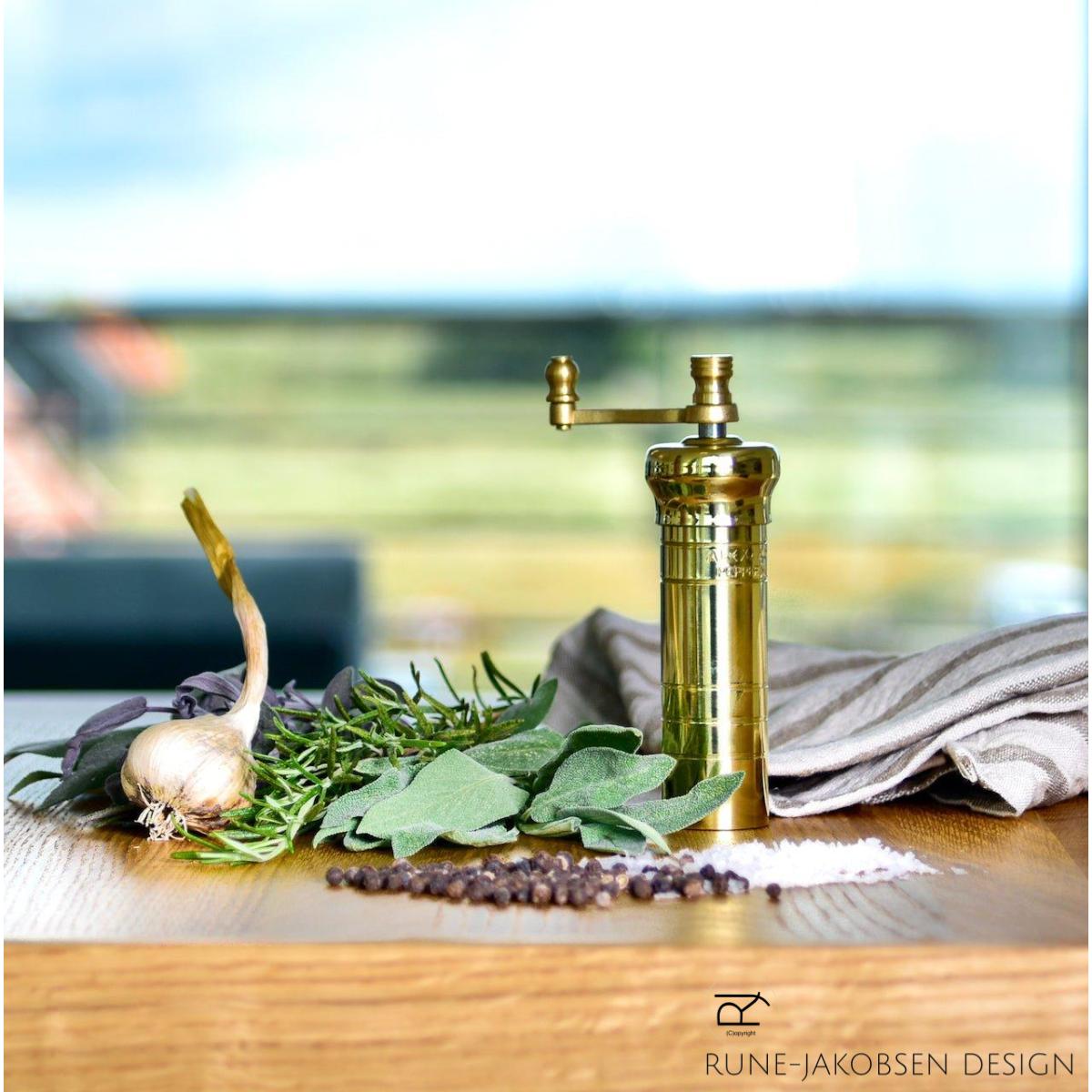 'Small Brass Mill' - 12,5 cm Peberkværne By Rune-Jakobsen Design