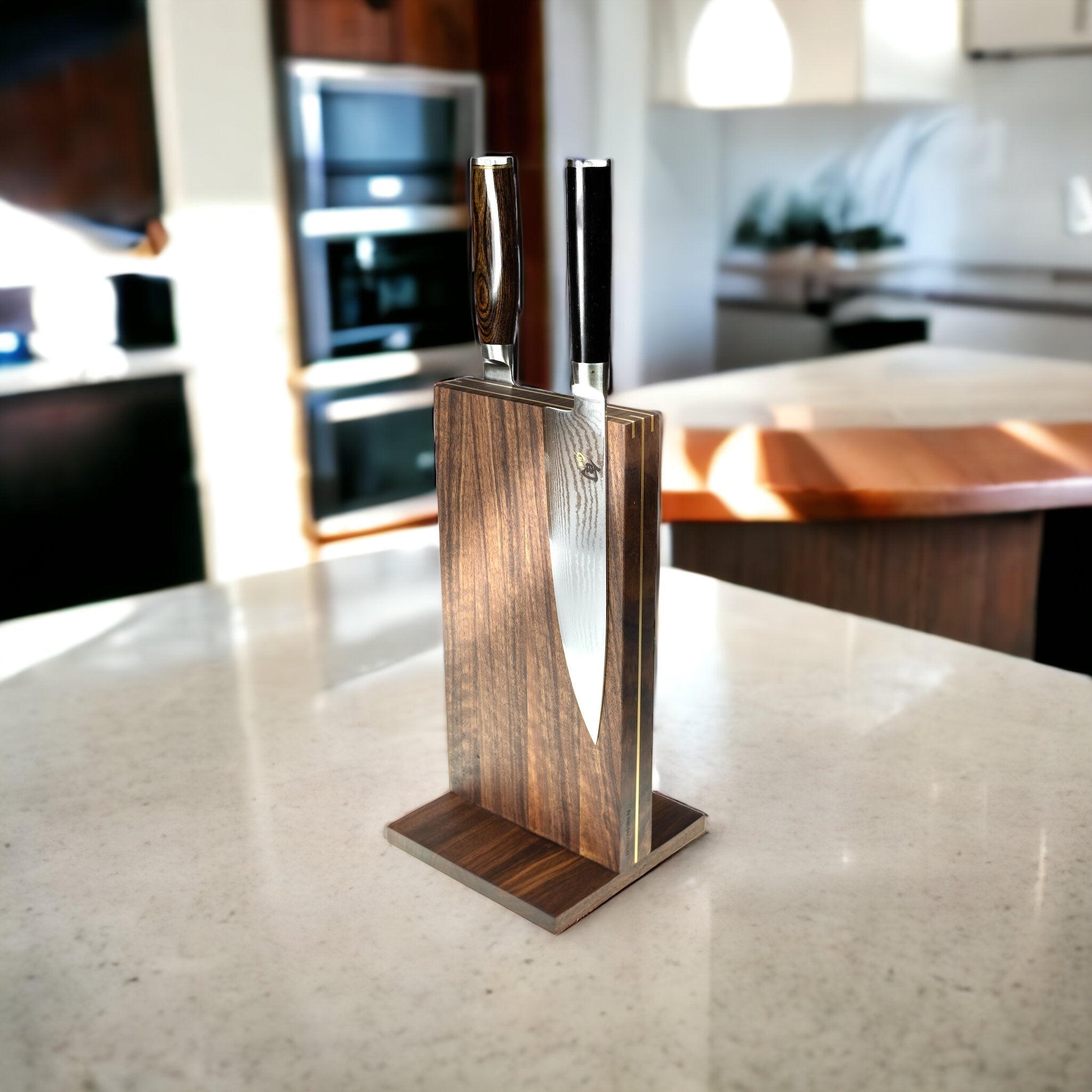 Rune - Jakobsen Woodworks 'The Monolith' magnetisk knivblok med messingdetaljer 15x30x4 cm_3