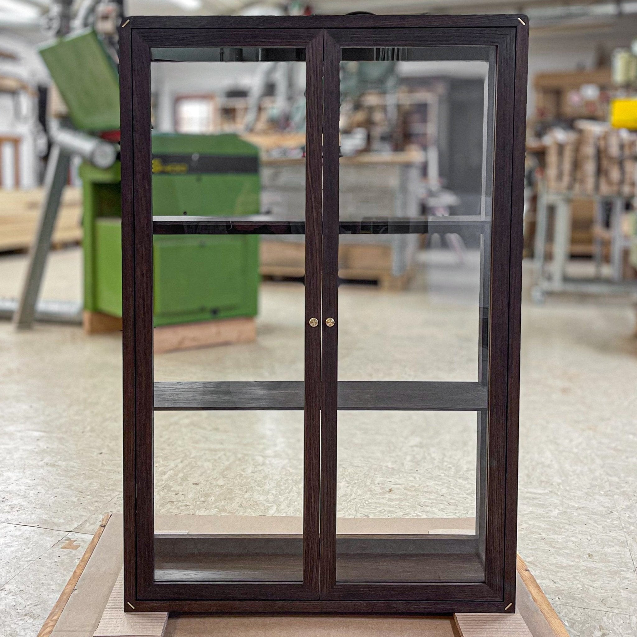 Rune-Jakobsen Woodworks Vitrine RJD-1_29 by Rune-Jakobsen Design