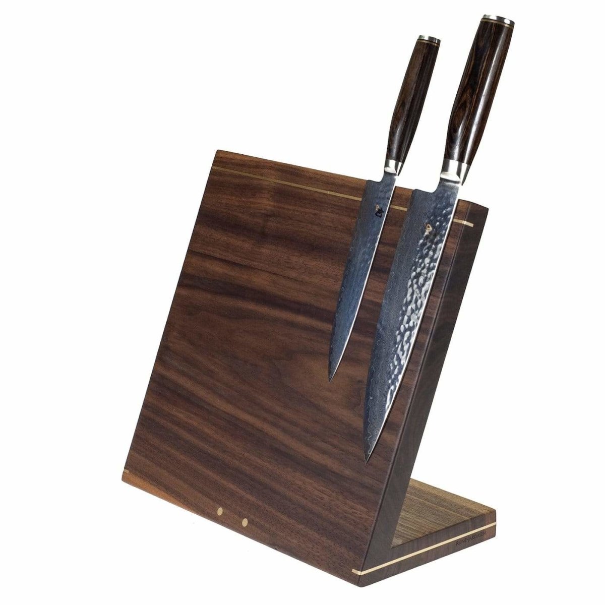 Køb 'Windswept exclusive' vinklet knivblok med messingdetaljer _11 fra Rune-Jakobsen Woodworks hos os