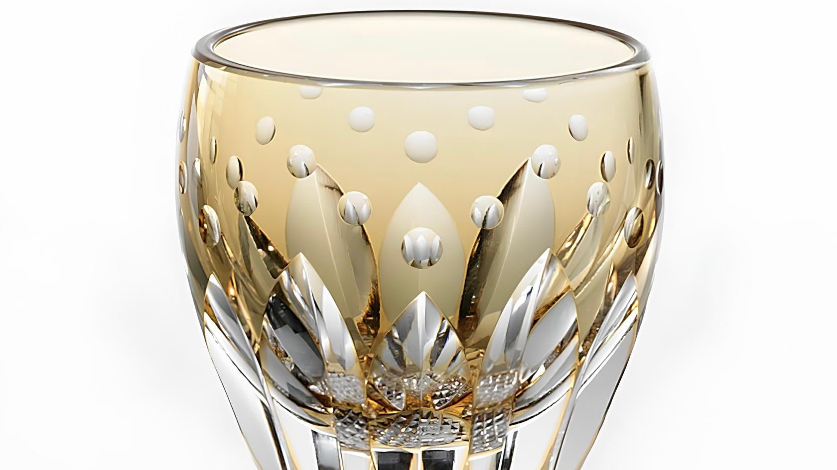 Kagami Crystal — 90 years of Japanese glass art