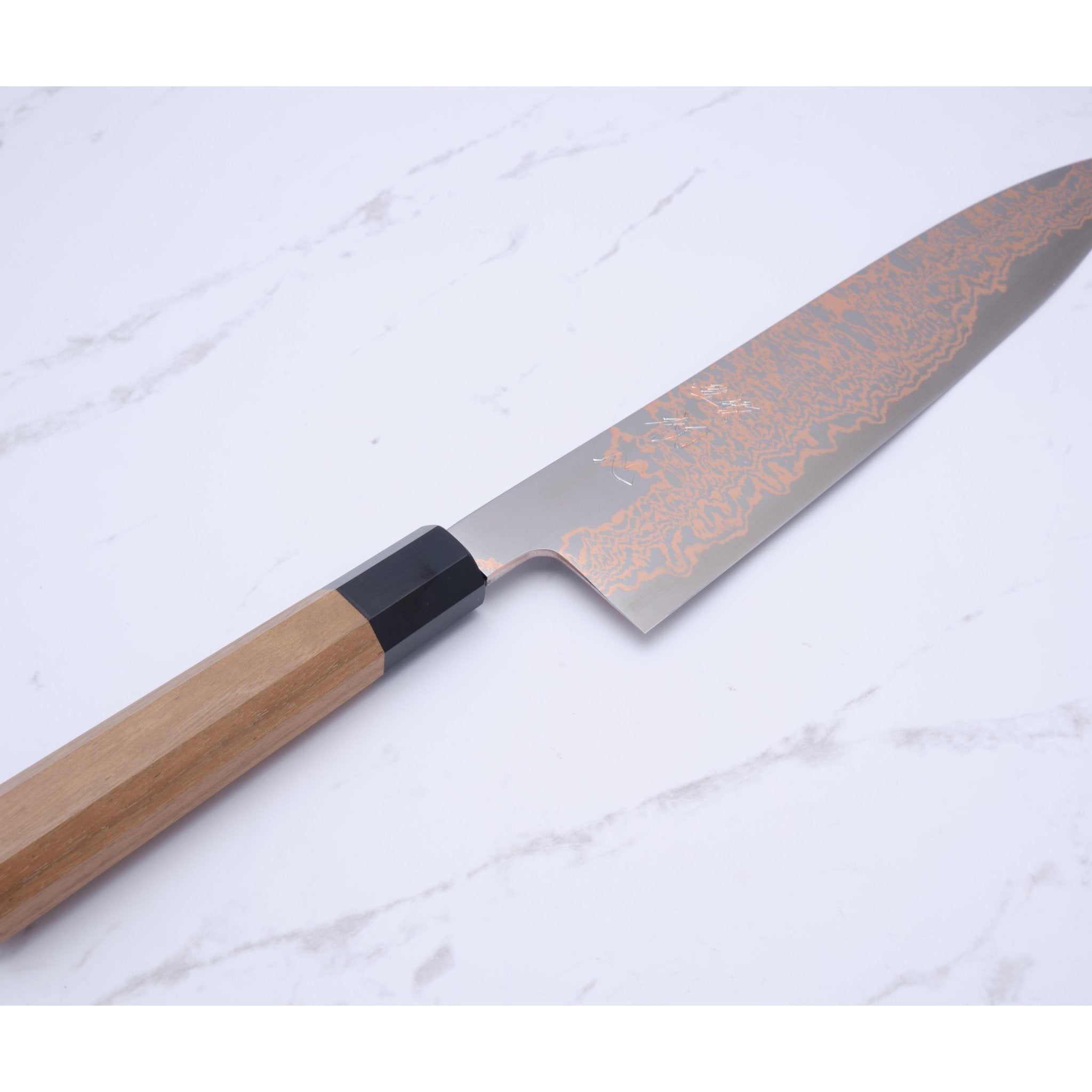 Hatsukokoro Yorokobi 240 mm Gyuto Rainbow Damascus SLD - Valnød_ _ _ _HK - YO - SLD - RD - GT2404. Kokkekniv by Hatsukokoro