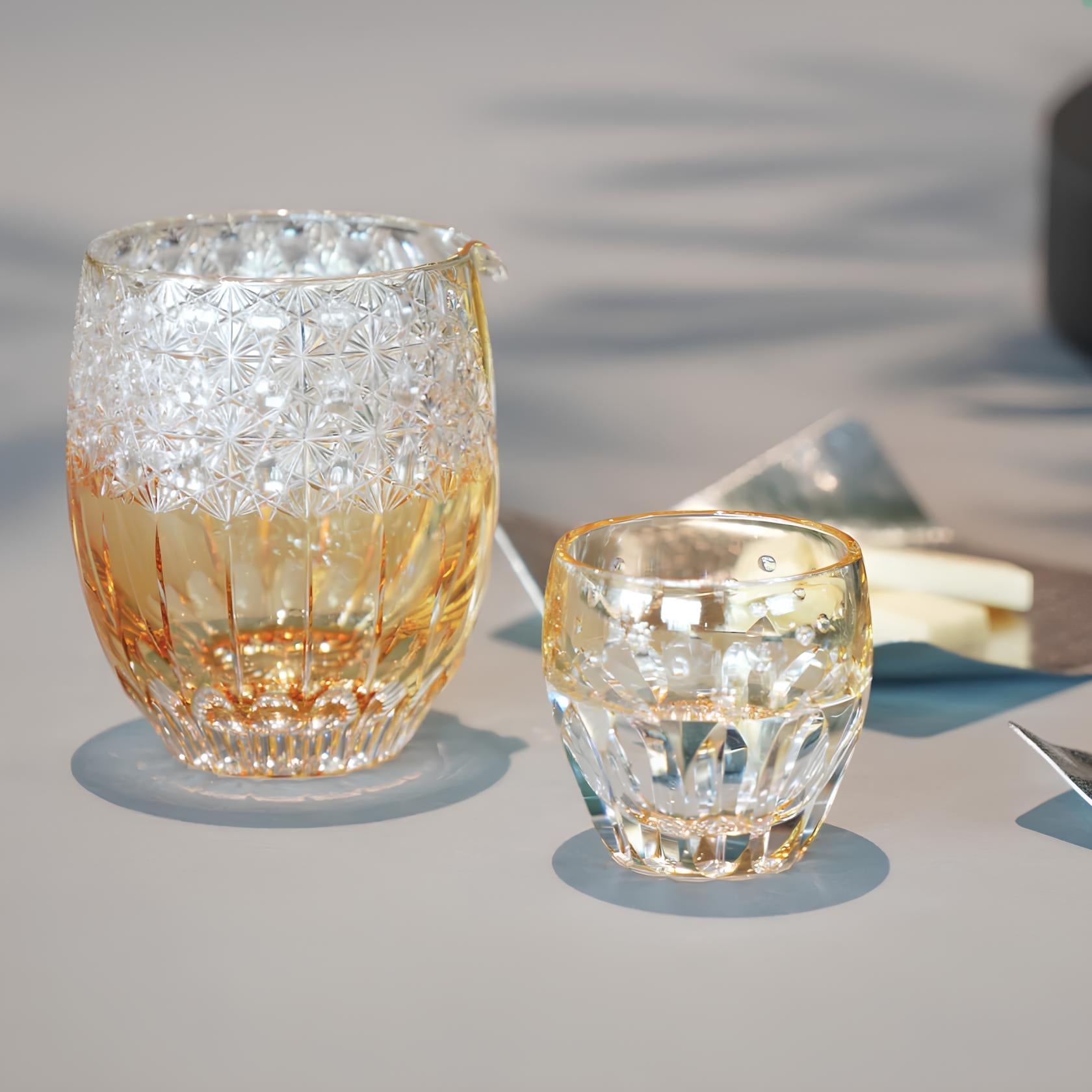 Rune - Jakobsen Design Sakeglas i Edo Kiriko, “Sunflower”, af Satoshi Nabetani Whiskyglas_3