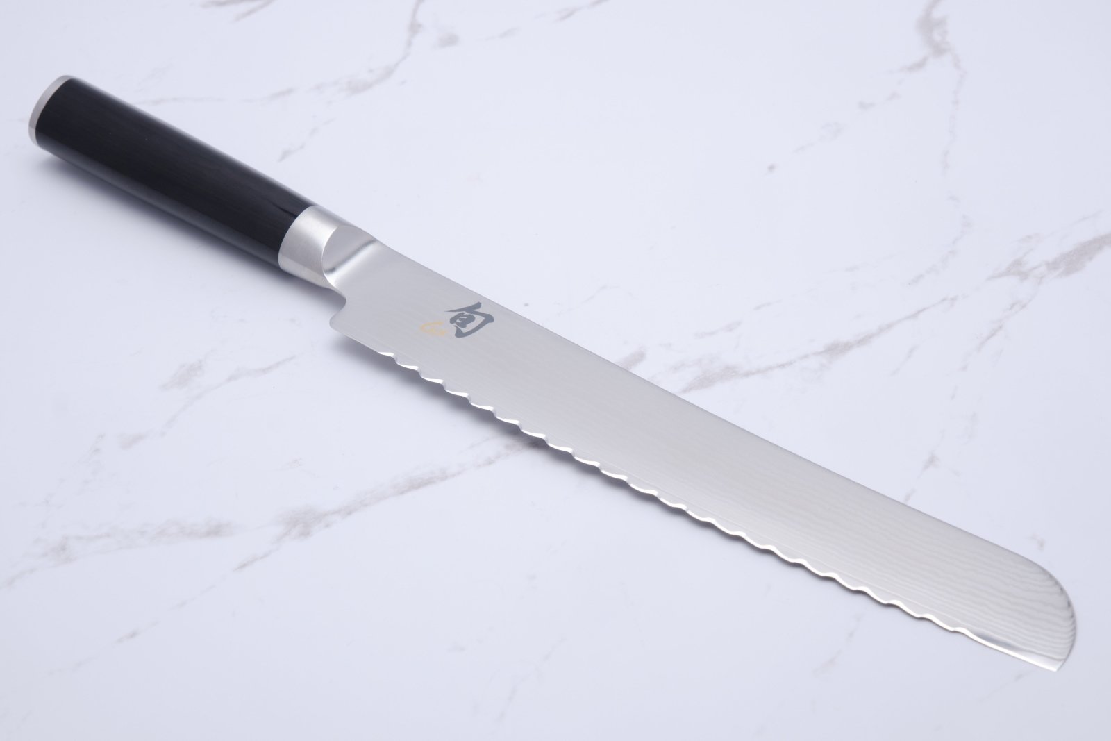 Brødknive fra KAI. Shun Classic 230 mm Brødkniv _K/SHNC/BRODK/4685/01