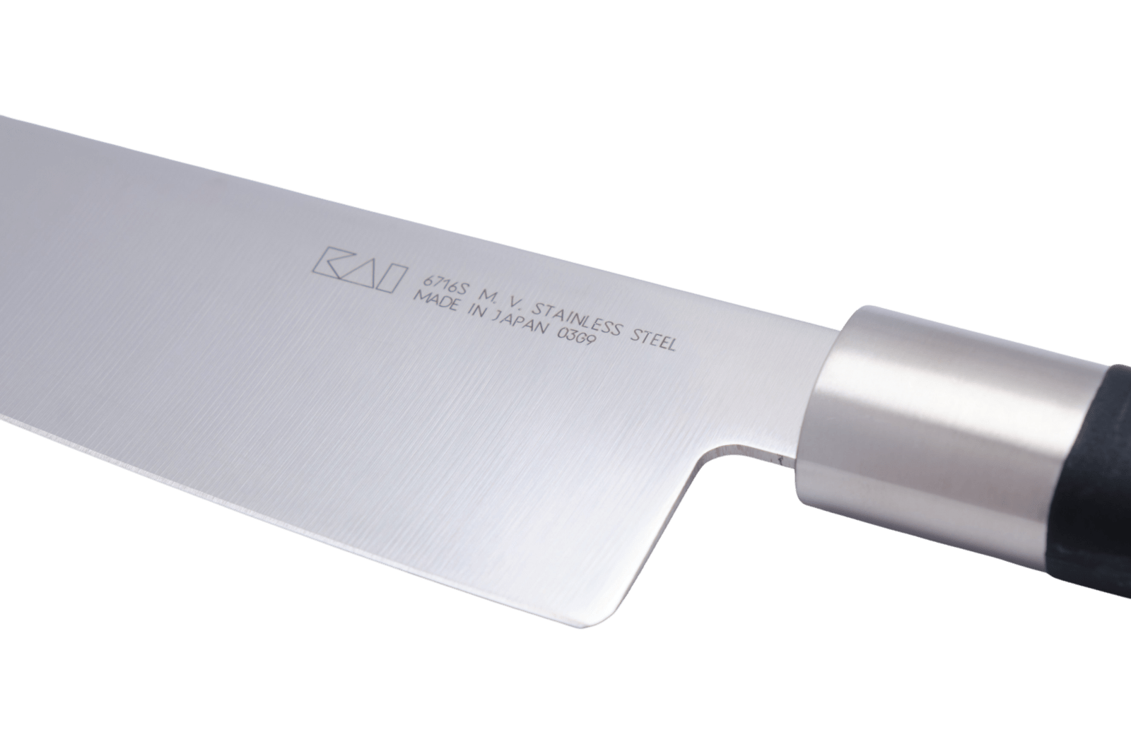 KAI Wasabi Black 165 mm Santoku _5