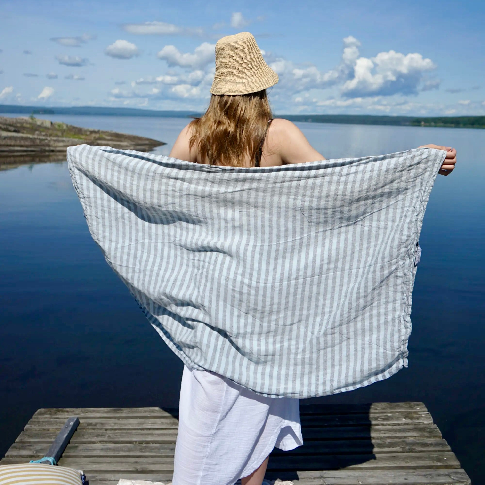 'REGNBÅGE' badehåndklæder 90x160 cm Badehåndklæder fra Rune-Jakobsen Design